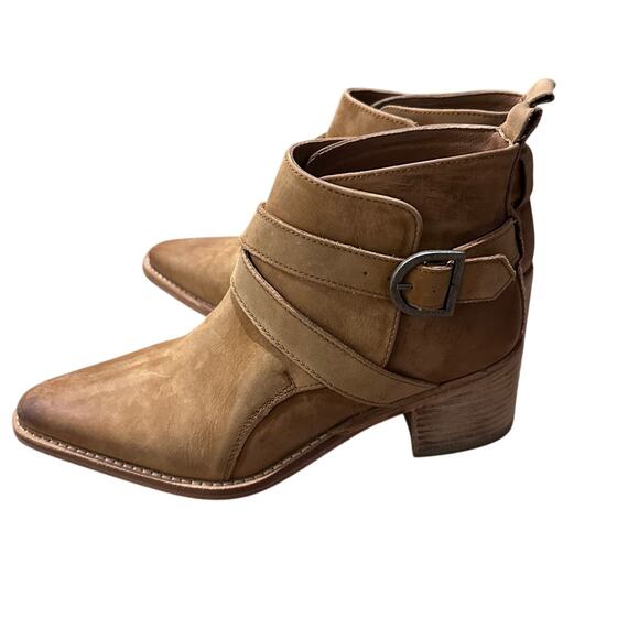 Free People Back Loop Leather Ankle Boots Tan Western Boho Chic, size 6 (36) - Picture 7 of 10